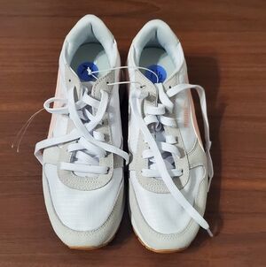 PUMA Sr. Siege Leo Running Sneaker